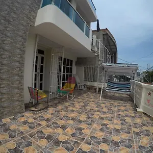 https://la-casita-de-max-y-tim-apt-202.cartagena-hotels.org